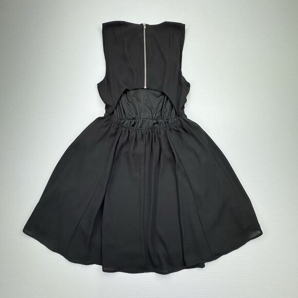 Express Black Sleeveless V Neck Open Back Dress Size 6 Lined - Picture 5 of 11